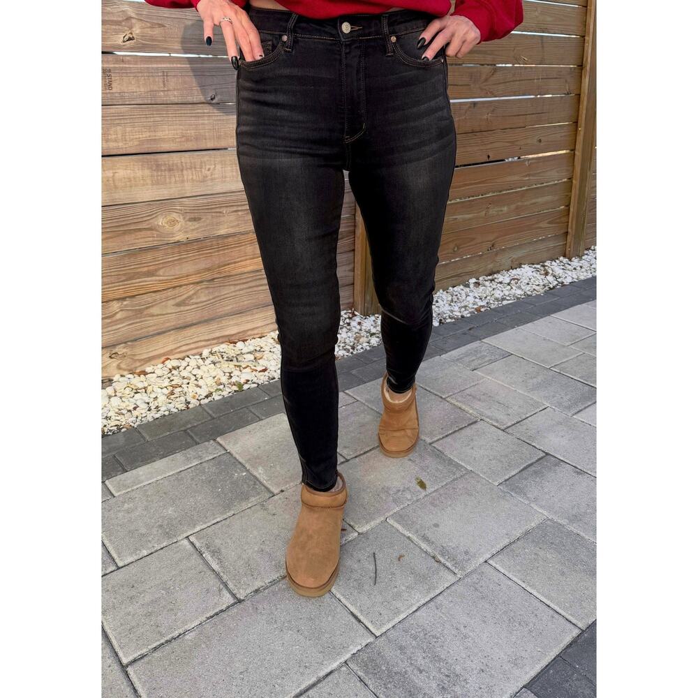 Judy Blue Tummy Control Skinny Jeans in Black Wash NWT!